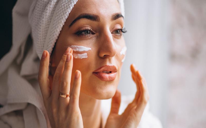 The Risks of Not Using Sunscreen Daily